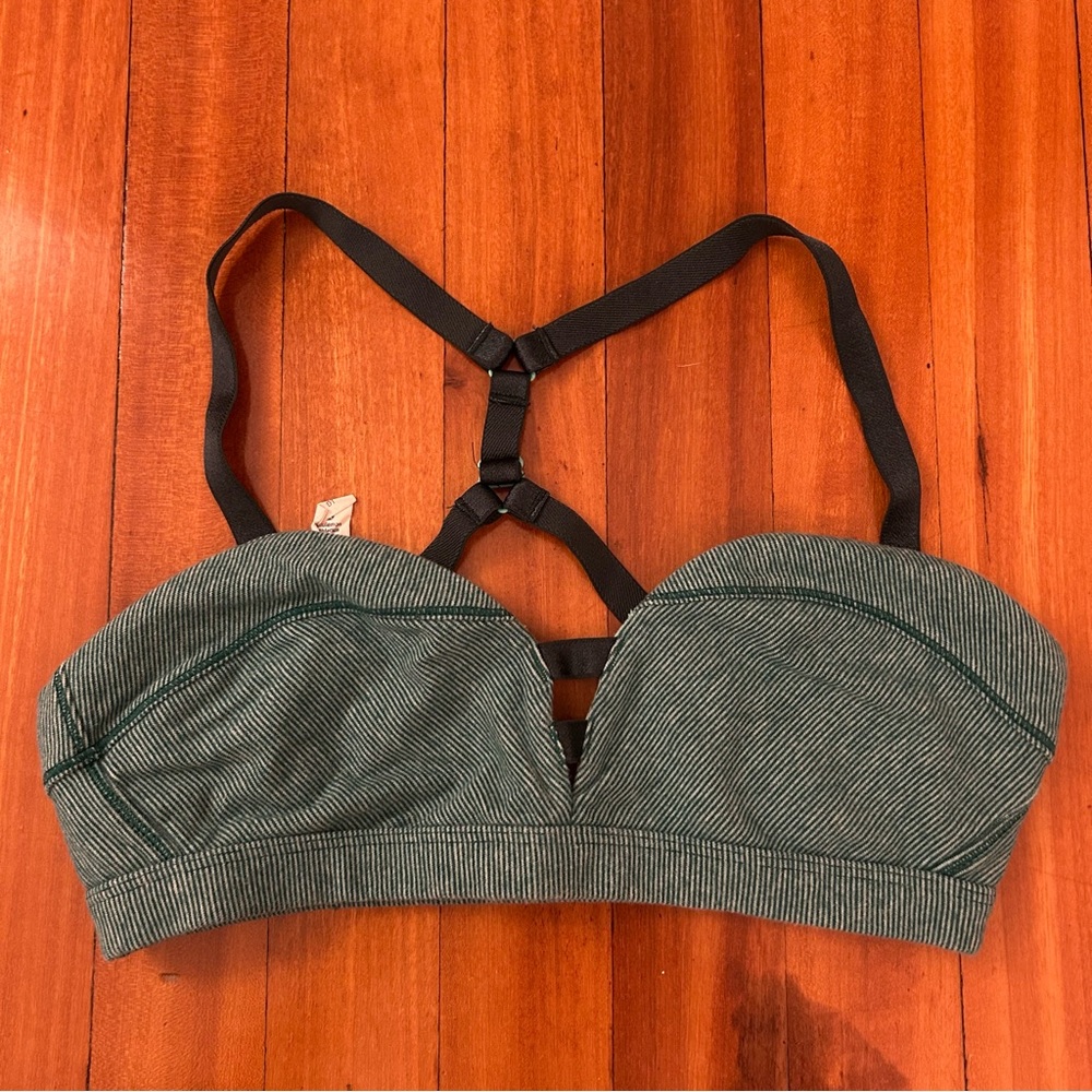 Lululemon Green Sports Bra